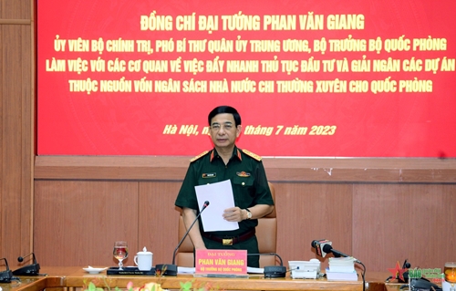 Đại tướng Phan Văn Giang: Đẩy nhanh tiến độ các dự án thuộc nguồn vốn ngân sách nhà nước chi thường xuyên cho quốc phòng